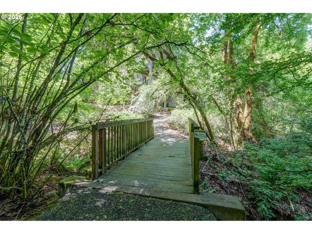 17446 Sw HOODOO Ct, Beaverton, OR 97007