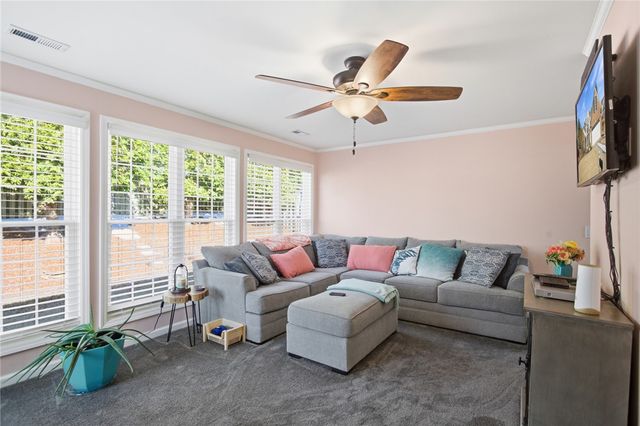 322 Milhaven Drive, Spartanburg, SC 29301