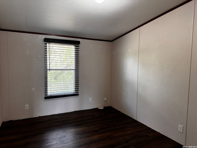 250 County Road 3826, San Antonio, TX 78253