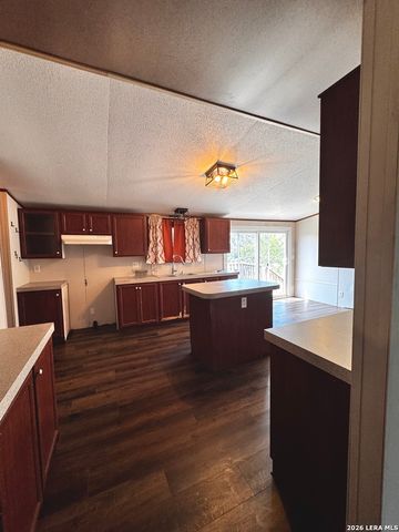 250 County Road 3826, San Antonio, TX 78253