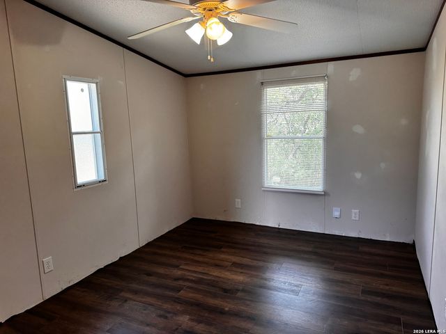 250 County Road 3826, San Antonio, TX 78253