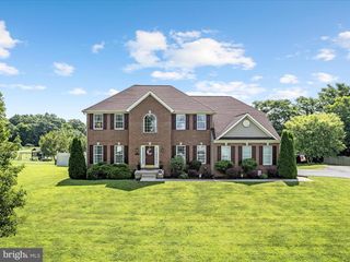 246 GRENADINE CT, Martinsburg, WV 25404