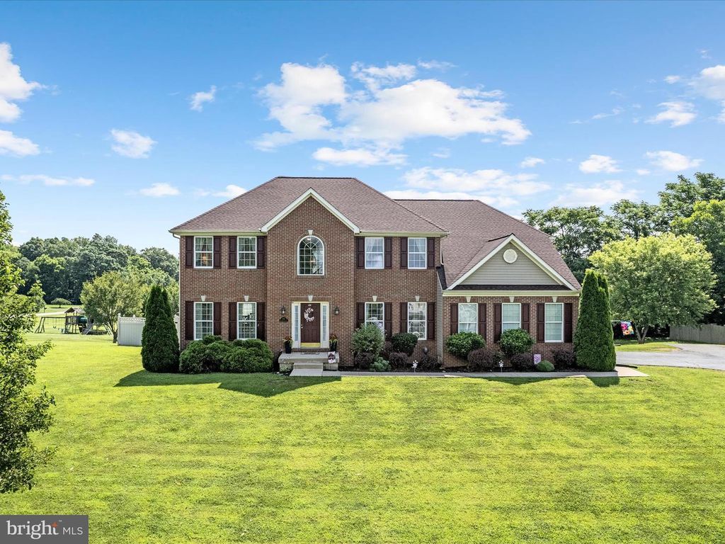 246 GRENADINE CT, Martinsburg, WV 25404
