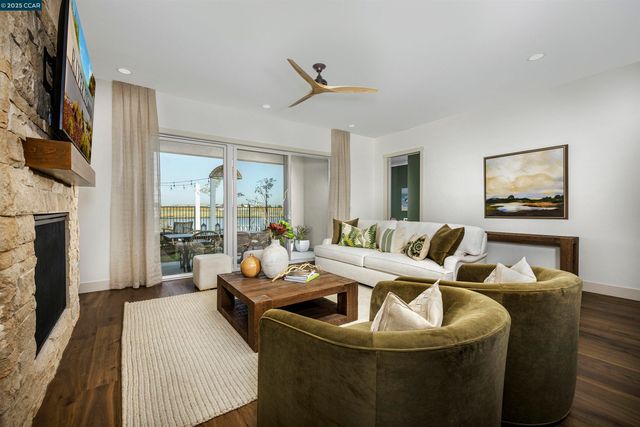 17429 Bushwick Lane, Lathrop, CA 95330