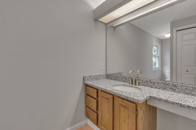 801 Lexington Dr, Hopewell Twp, PA 15001