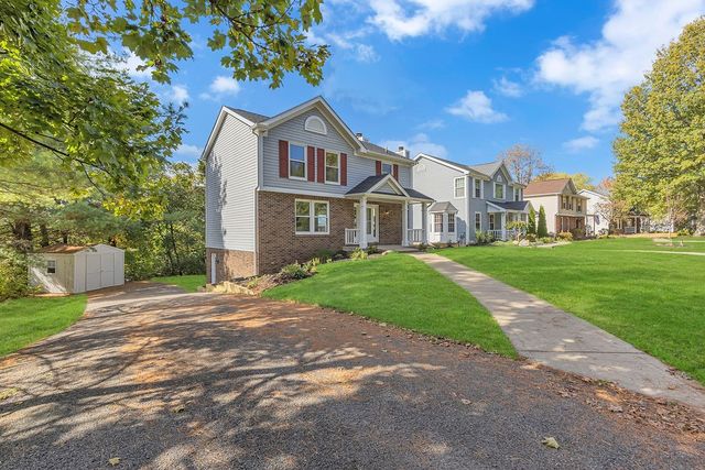 801 Lexington Dr, Hopewell Twp, PA 15001