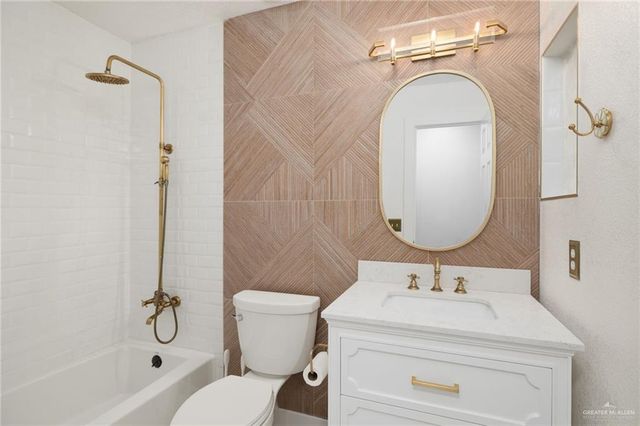 2008 Robin Avenue, Mcallen, TX 78504