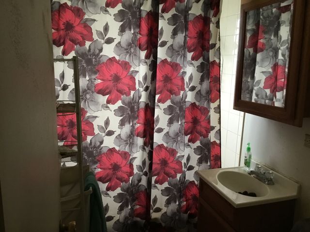 13924 S Michigan Avenue, Riverdale, IL 60827