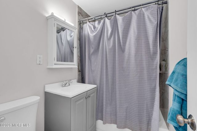 124 Dittmar Drive, Toms River, NJ 08757