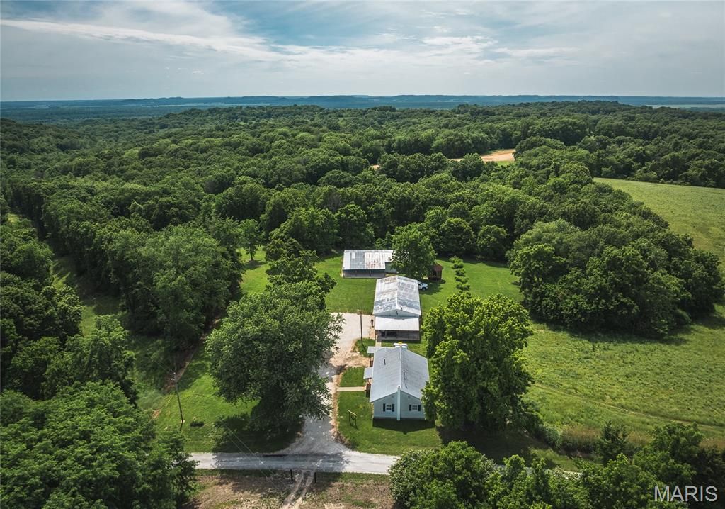 Image 1 of property listing at 1757 Infidel Hollow Road, Nebo, IL 62355