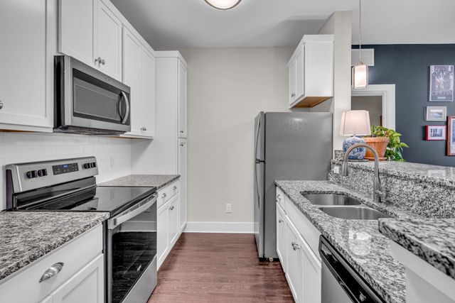 6411 Charlotte Road Cir Apt 307, Nashville, TN 37209