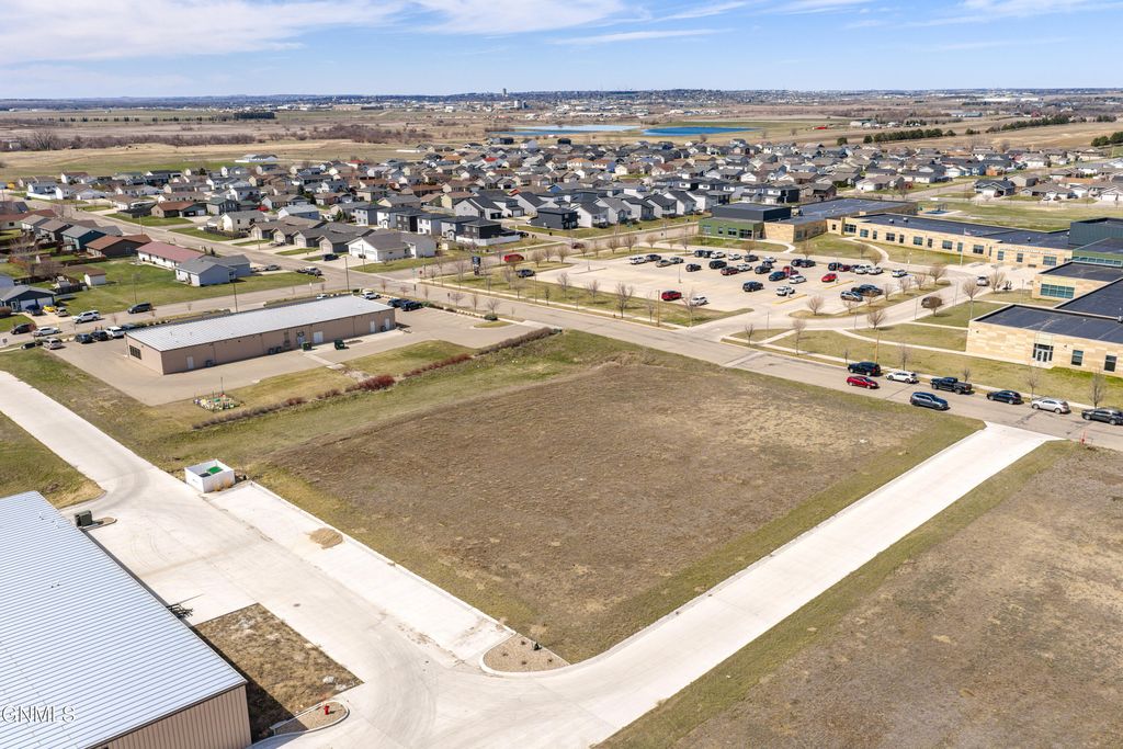 3457 Mccurry Way, Lincoln, ND 58504 photo 11