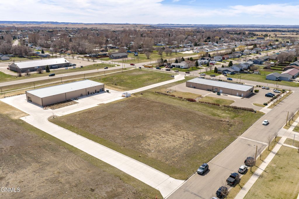 3457 Mccurry Way, Lincoln, ND 58504 photo 13