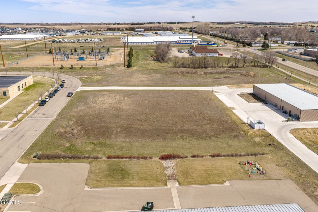 3457 Mccurry Way, Lincoln, ND 58504 photo 8