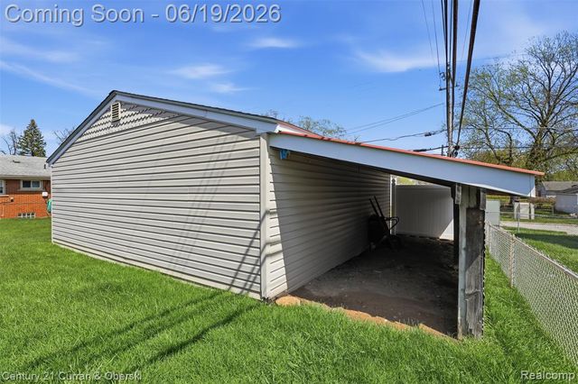 24605 Eton Avenue, Dearborn Heights, MI 48125