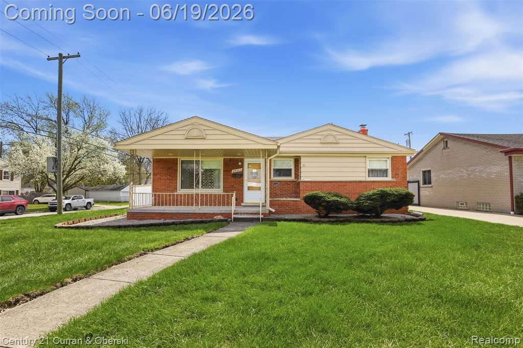 24605 Eton Avenue, Dearborn Heights, MI 48125