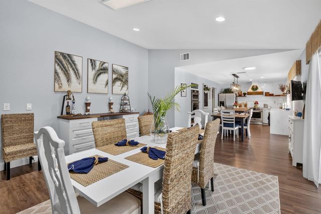9680 NW 10th Court, Plantation, FL 33322