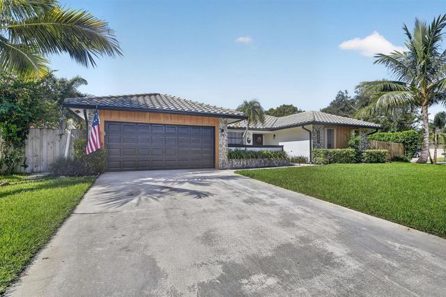 9680 NW 10th Court, Plantation, FL 33322
