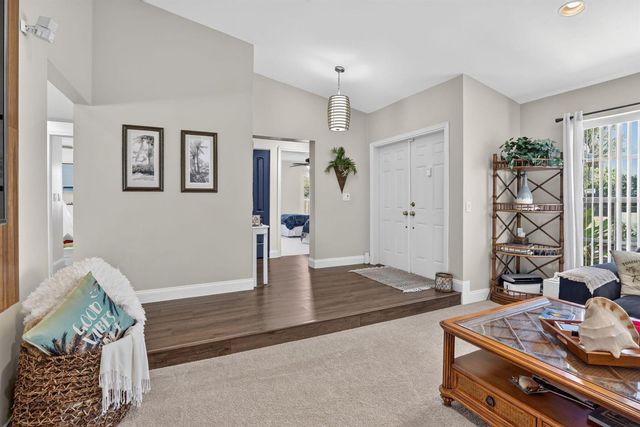 9680 NW 10th Court, Plantation, FL 33322