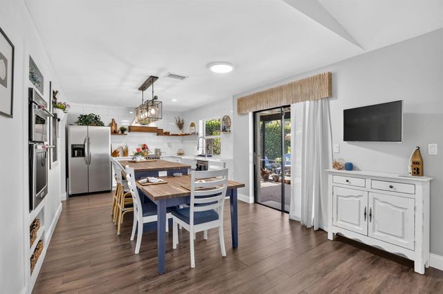 9680 NW 10th Court, Plantation, FL 33322