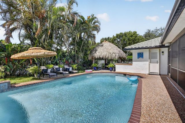 9680 NW 10th Court, Plantation, FL 33322