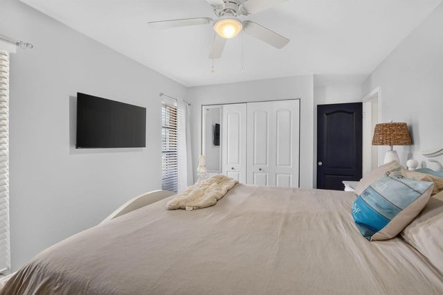9680 NW 10th Court, Plantation, FL 33322