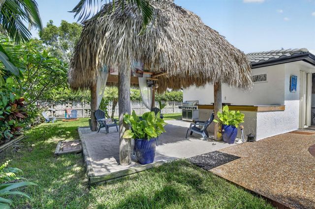 9680 NW 10th Court, Plantation, FL 33322