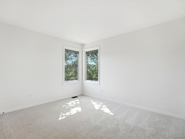 10583 Serengeti Drive, Lone Tree, CO 80124