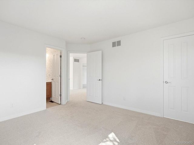 10583 Serengeti Drive, Lone Tree, CO 80124