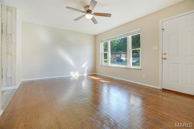 135 Appletree Lane, Glen Carbon, IL 62034