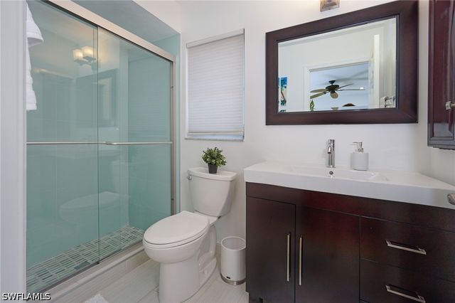 768 96th AVE N, Naples, FL 34108