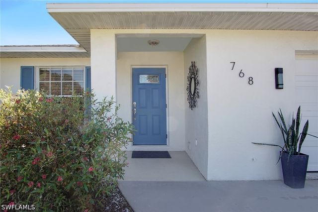 768 96th AVE N, Naples, FL 34108