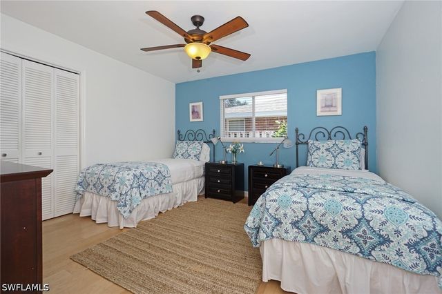 768 96th AVE N, Naples, FL 34108