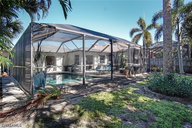 768 96th AVE N, Naples, FL 34108