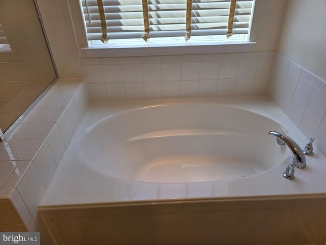 53 BUCKEYE, Swedesboro, NJ 08085