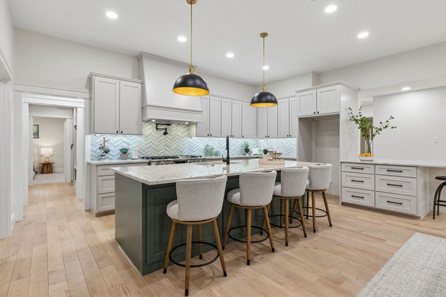 6941 Midcrest Drive, Dallas, TX 75254