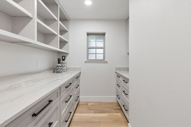 6941 Midcrest Drive, Dallas, TX 75254