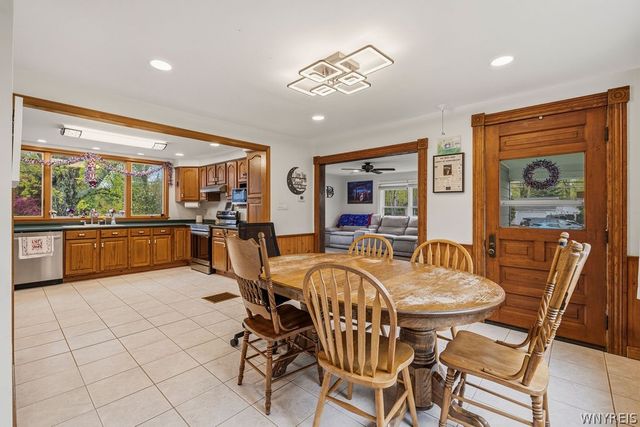 1476 Huth Road, Grand Island, NY 14072