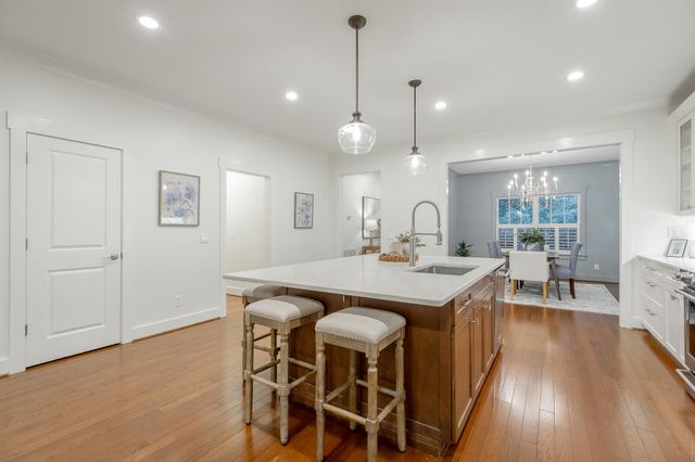 3680 Wilson Avenue, Signal Mountain, TN 37377