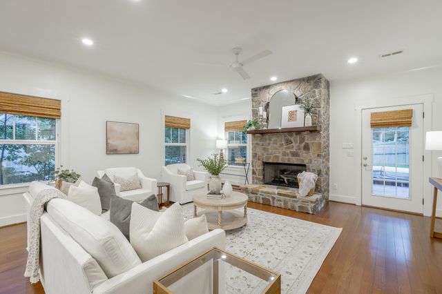 3680 Wilson Avenue, Signal Mountain, TN 37377