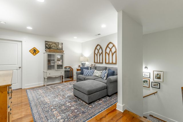 3680 Wilson Avenue, Signal Mountain, TN 37377