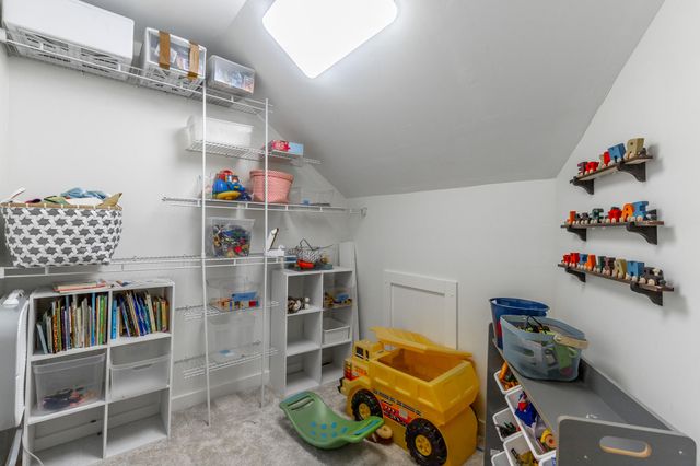 3680 Wilson Avenue, Signal Mountain, TN 37377