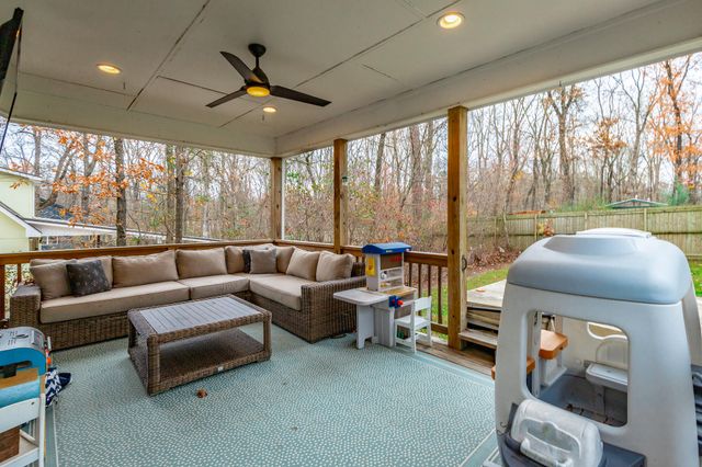 3680 Wilson Avenue, Signal Mountain, TN 37377