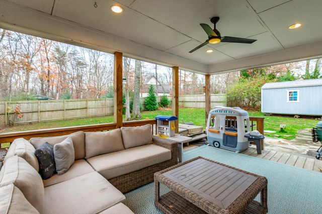 3680 Wilson Avenue, Signal Mountain, TN 37377
