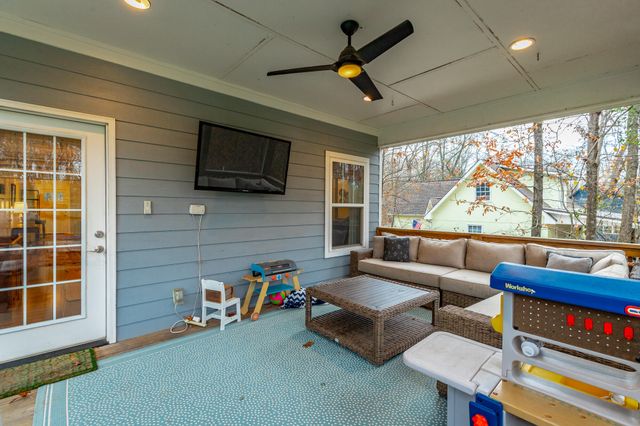 3680 Wilson Avenue, Signal Mountain, TN 37377