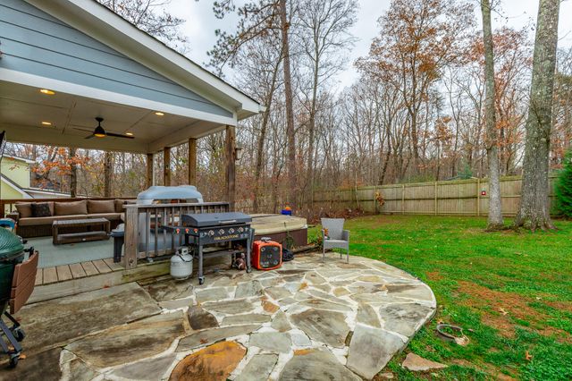 3680 Wilson Avenue, Signal Mountain, TN 37377