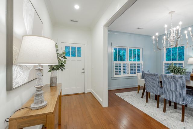 3680 Wilson Avenue, Signal Mountain, TN 37377