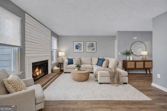 1704 Cedar Bluff Way, Marietta, GA 30062