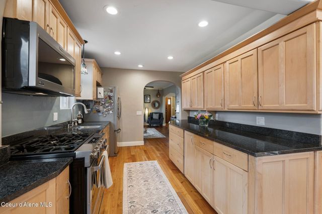 913 E GARDEN AVE, Coeur D'alene, ID 83814