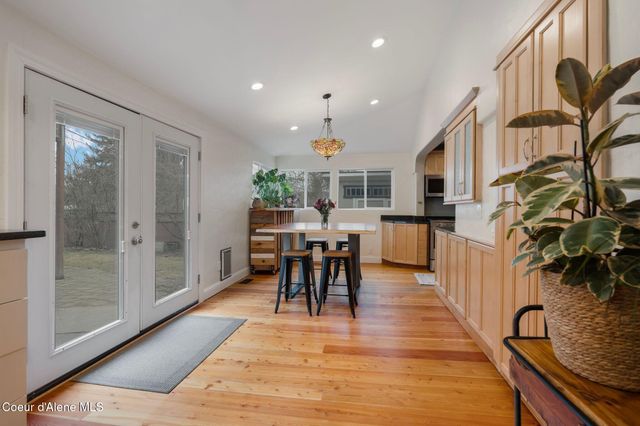 913 E GARDEN AVE, Coeur D'alene, ID 83814